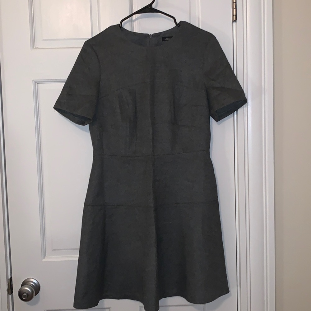 Soft 3/4 thigh dress